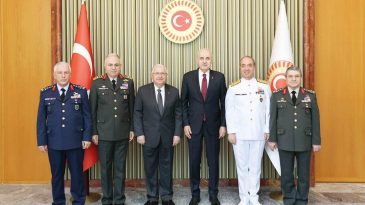 Komutanlardan S&uuml;re&ccedil; Brifingi