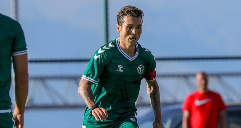 Konyaspor, Rizespor'u 2 Golle Geçti