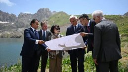 Kültür ve Turizm Bakanı Mehmet Nuri Ersoy Hakkâri'yi Ziyaret Etti