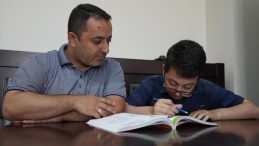 LGS Birincisi Engel Tanımadı! Günde 2 Saat Çalışarak Şampiyon Oldu: "Çok Fazla Soru Çözmektense…"
