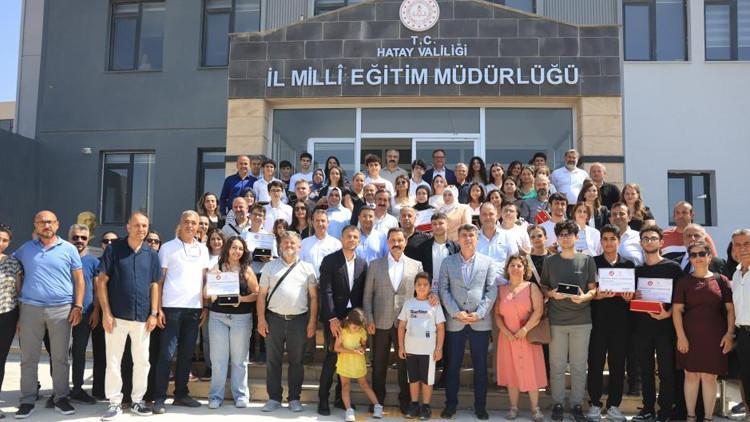 LGS'de Birinci Olan 5 Öğrenciye Burs Verilecek! 9 Ay Sürecek