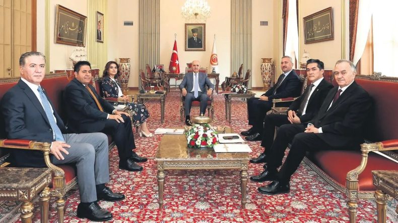 Liderler turuna çıkacak