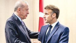 Macron ile Gazze Üzerine Görüşme