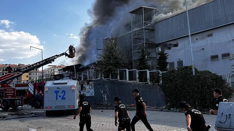 Malatya'da Endişe Verici Yangın! Çok Sayıda Ekip Bölgeye Yönlendirildi