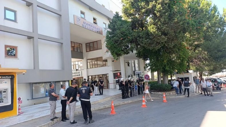 Manavgat Belediyesi’ne Yönelik Rüşvet Operasyonunda 6 Kişi Tutuklandı