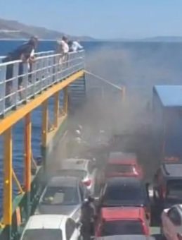 Marmara Adası Açıklarında Feribotta Yangın Paniği