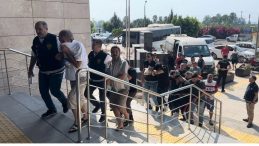 Mersin'de 50 Milyon TL İşlem Hacimli Fuhuş Operasyonunda 21 Kişi Adliyeye Sevk Edildi, 19'u Tutuklandı