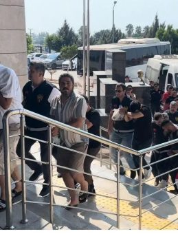 Mersin'de 50 Milyon TL İşlem Hacimli Fuhuş Operasyonunda 21 Kişi Adliyeye Sevk Edildi, 19'u Tutuklandı