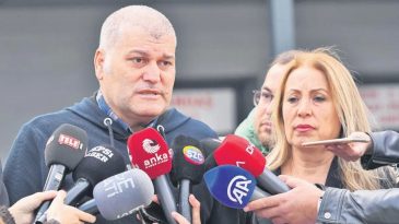 Mezuniyet T&ouml;reni Yerine Mezara Gidiyoruz