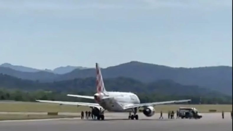 Milano Havaalanında Trajik Olay: U&ccedil;ağın Motorunda Hayatını Kaybetti