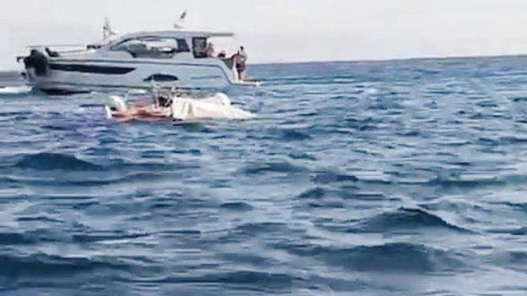 Motoryat Kaza Geçirerek Tekneyi Batırdı