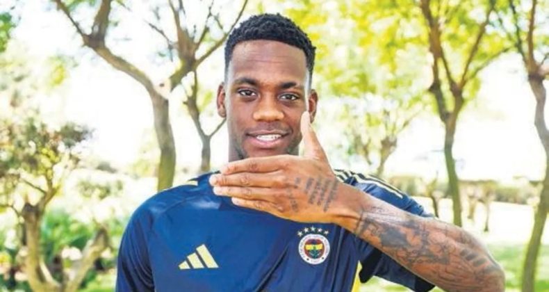 Mourinho beni çok istedi