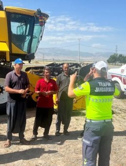 Muş’ta Tarım Araçları ve Sürücülere Denetim
