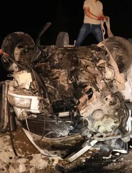Nevşehir'de otomobil ile minibüs kafa kafaya çarpıştı: 5 yaralı