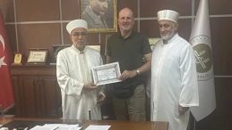 Nevşehir’de Alman Vatandaş İslam’ı Seçti! İsmini Hayrullah Yaptı