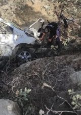 Nusaybin'de Hafif Ticari Ara&ccedil; U&ccedil;urumdan D&uuml;şt&uuml;! 2 Yaralı