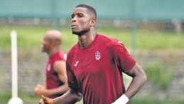 Onuachu En Az 1 Hafta Sahalardan Uzak Kalacak