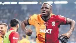 Osimhen Resmi Olarak Aslan!