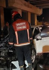 Otomobil Alev Alev Yandı! Yangın Hızla Kontrol Altına Alındı
