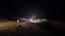 Otomobilde Heyelan ve Sele Kapılan 2 Kişi Kurtarıldı