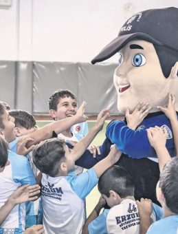 Ödüllü Polisler Hayata Hazırlıyor