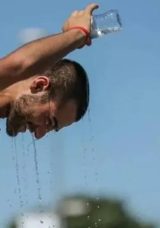 &Ouml;ğle Saatlerinde Dışarı &Ccedil;ıkmamalısınız