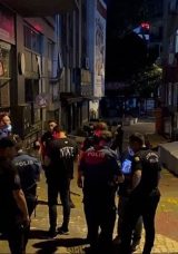 Polis Bı&ccedil;akla Saldırıya Uğradı, Silahlı M&uuml;dahale ile &Ouml;nleyici Tedbir Alındı