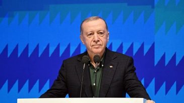 "Milletin G&uuml;c&uuml;yle Sınırları Aşan Liderlik" Tarihi G&uuml;nde Yeni Slogan ve Şarkı