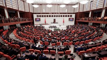 Resmi Gazete'de Yayımlandı! TBMM 1 Ekim'e Kadar Tatil