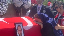 Şehit AKUT Personeli Son Yolculuğuna Uğurlandı