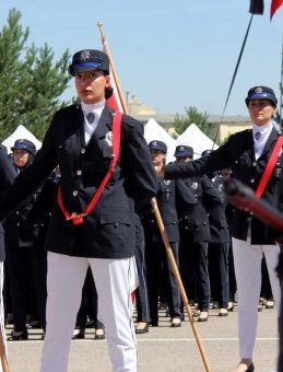 Şehit Babasının İzinden Giderek Polis Oldu