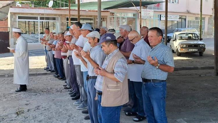 Selendi'de Etkileyici Bir Yağmur Duası Etkinliği Gerçekleştirildi