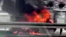 Sıcak hava otomobili yaktı! Seyir halindeki ara&ccedil; alev alev yanarak kullanılamaz hale geldi