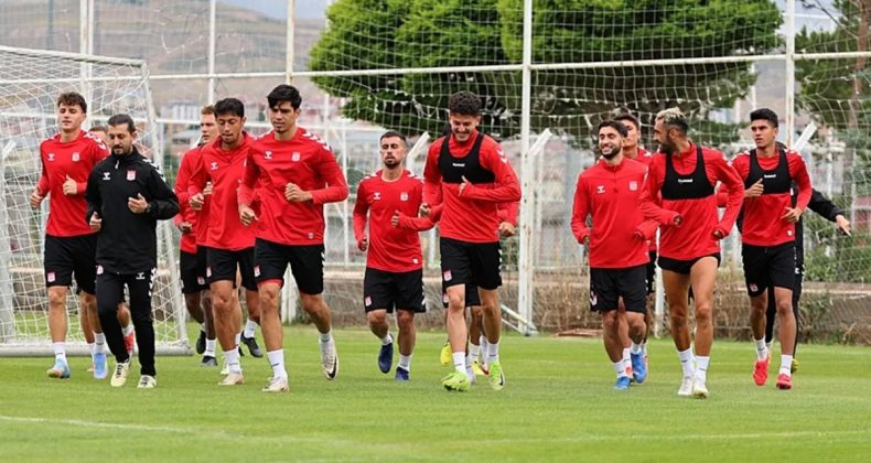 Sivasspor Güçlü Bir Antrenman Gerçekleştirdi