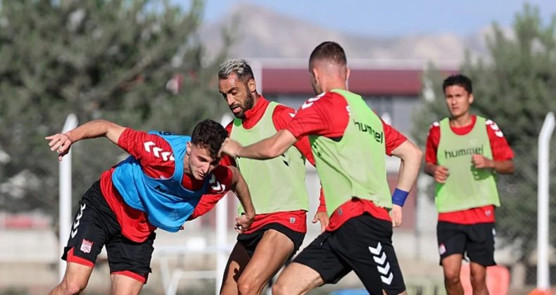Sivasspor, Yeni Sezon Hazırlıklarına Devam Ediyor