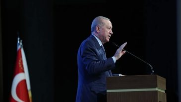 SON DAKİKA | AK Parti'de 2026&rsquo;nın yol haritası belirlenecek! Yenilenen teşkilat ile ilk kamp: 4 ayrı başlıkta oturumlar yapılacak