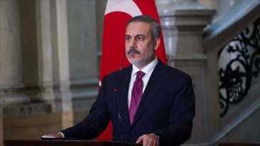 SON DAKİKA | Bakan Fidan'dan Suriye a&ccedil;ıklaması: 3-4 saat i&ccedil;inde ateşkes s&uuml;recine gireceğiz
