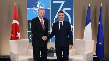SON DAKİKA | Başkan Erdoğan Fransa Cumhurbaşkanı Emmanuel Macron ile g&ouml;r&uuml;şt&uuml;