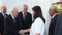 SON DAKİKA: DEM Heyeti'nden Devlet Bahçeli'ye TBMM'de ziyaret