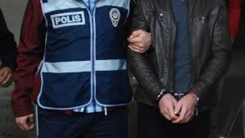 SON DAKİKA | Yunus Emre Enstitüsü'nün Eski Başkanı Şeref Ateş Esenboğa Havalimanı'nda Gözaltına Alındı