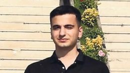 Sosyal Medyadan Uzak Durdu, Sınavda Birinci Oldu