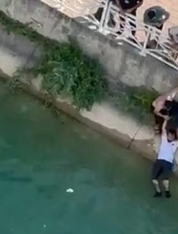 Sulama Kanalında Tehlikeli Durum: Araç Suya Düştü! Sürücü Yüksekten Kurtarıldı