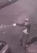Sultangazi'de Park Halindeki Araca Silahlı Saldırı: Olay Anı Kamerada!