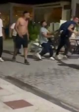 Tartışmanın Ardından Esnafı Silahla Yaraladı: &Ccedil;evredekiler Tarafından Yakalandı ve Darp Edildi!