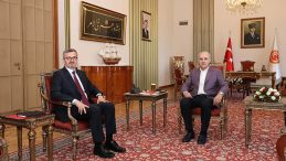 TBMM Başkanı Numan Kurtulmuş, İletişim Başkanı Burhanettin Duran'ı Ağırladı
