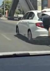 Tehlikeli Yolculuk: Bagajda Seyahat Eden İki Kişi