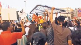 Tek Yaptıkları Vandallık