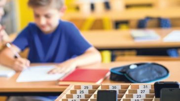 Telefon Yasağı Akademik Başarıyı Artırdı