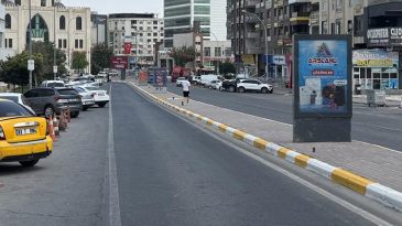 Termometre 51 Dereceyi G&ouml;sterdi, Kadim Sokaklar Boş Kaldı