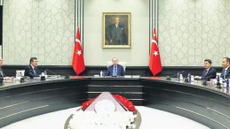 Terör prangası sökülüp atılacak